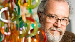 Tras sufrir un ACV, el artista plástico Ernesto Bertani, conocido como el Ilusionista de Ituzaingó, falleció el domingo pasado a los 72 años.