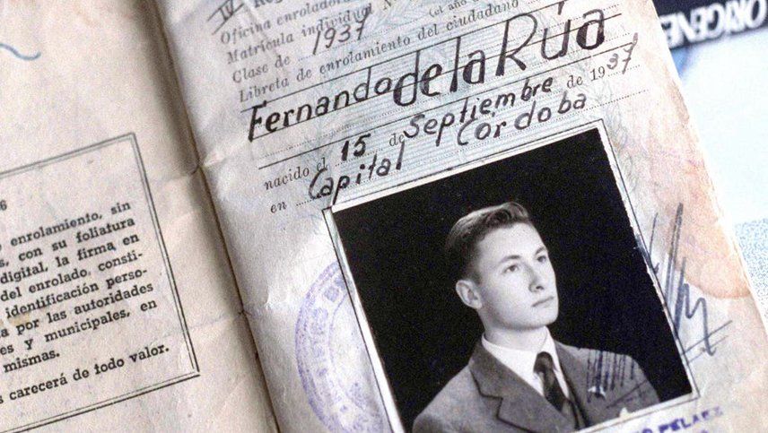 De La Rúa, el payador que se recibió con honores en la Universidad Nacional de Córdoba