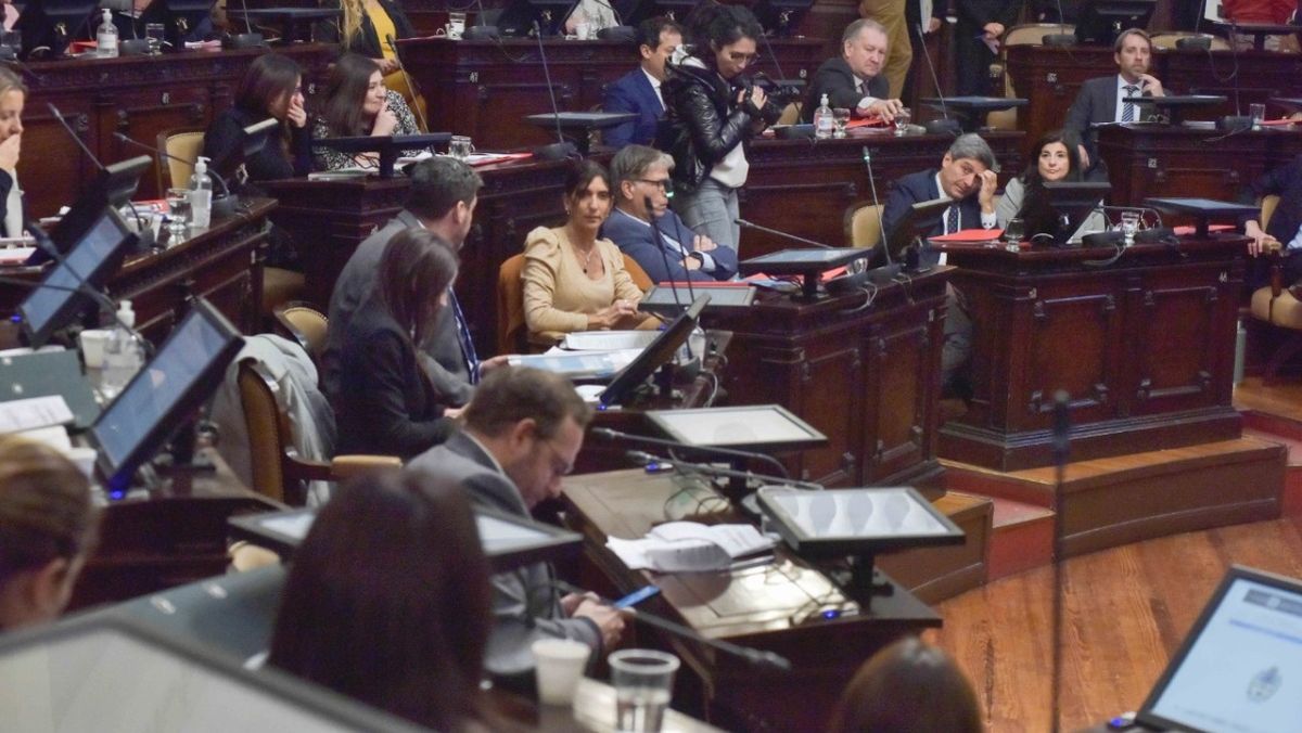 Representantes de diferentes fuerzas acordaron reunirse el lunes luego del atentado a Cristina Kirchner.