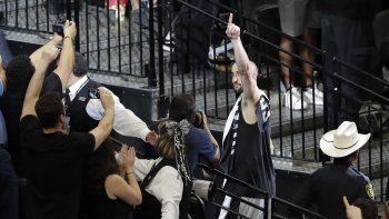 ¿Y Manu? Ginóbili se retiró ovacionado y habló de su futuro más próximo