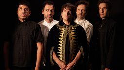 Turf: una de las bandas más populares, más festiva y carismática del rock en latinoamérica.
