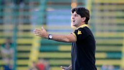 Esta vez fue por renuncia: otro equipo de la Superliga sin DT