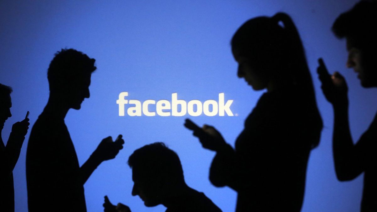 Facebook comunicó además que capacitará a más de 3.000 periodistas por año.
