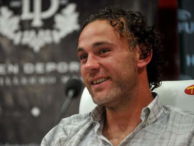 Gabriel Milito se despedía definitivamente del fútbol profesional.