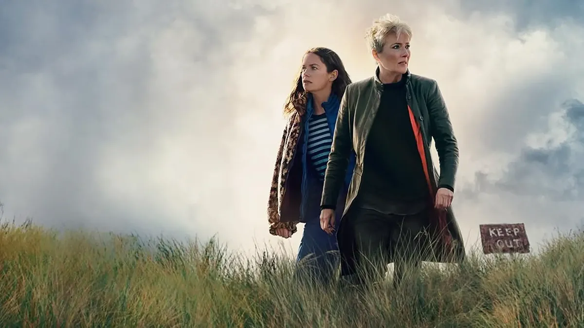 Down Cemetery Road es una serie de 8 capítulos, ideal para maratonear. Down Cemetery Road es una serie de 8 capítulos, ideal para maratonear.