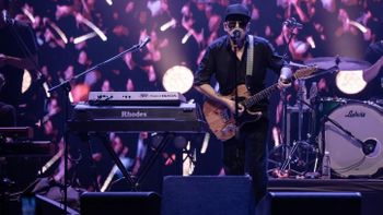Andrés Calamaro en Mendoza: hits de todos los tiempos para una noche memorable Andrés Calamaro en Mendoza: hits de todos los tiempos para una noche memorable