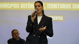 Flor Destéfanis, intendenta de Santa Rosa y una de las que ya busca modificar la Carta Orgánica incorporando el principio de la autonomía municipal, que aparece en la reforma de 1994 de la Constitución Nacional.