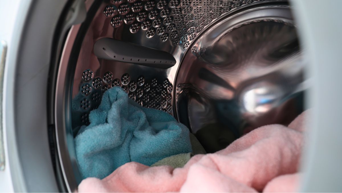 Hay que tener cuidado en la forma en que lavamos la ropa, ya que se puede arruinar si no tiene los cuidados necesarios. Hay que tener cuidado en la forma en que lavamos la ropa, ya que se puede arruinar si no tiene los cuidados necesarios.