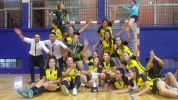 La Colonia ganó y ascendió a la A