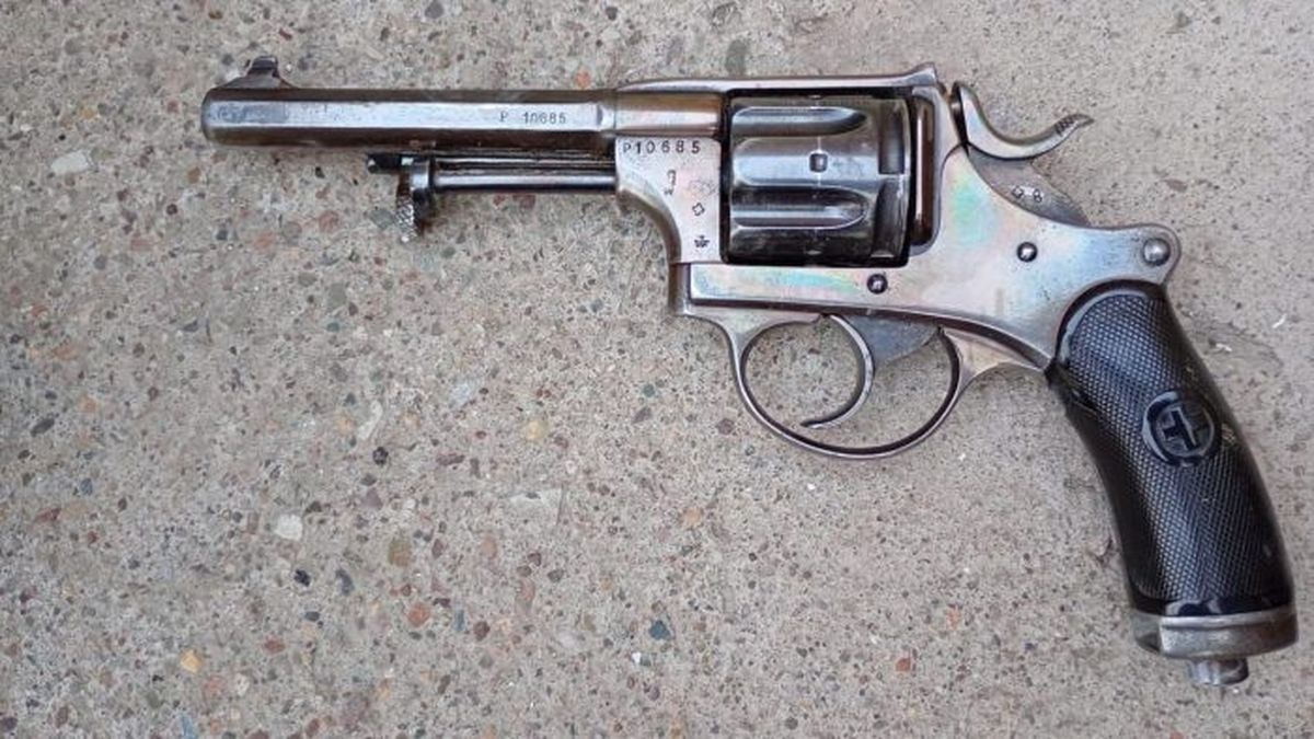 Revólver secuestrado en Godoy Cruz. Revólver secuestrado en Godoy Cruz.