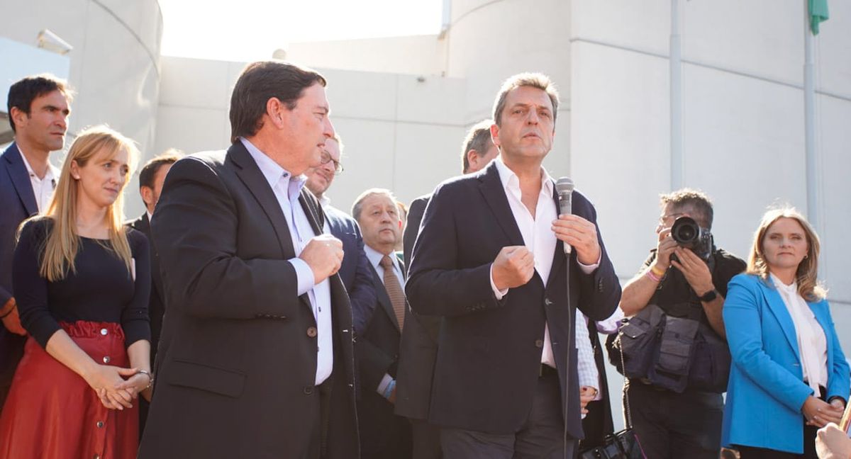 Massa, de campaña en Mendoza. El ministro de Economía fue el segundo más votado en términos individuales. Massa, de campaña en Mendoza. El ministro de Economía fue el segundo más votado en términos individuales.