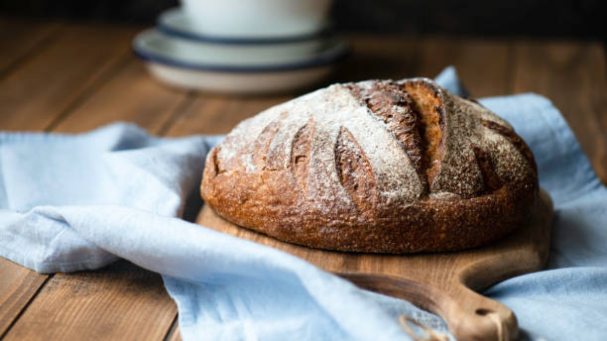 Esta es la forma correcta de comer pan para mejorar la salud digestiva, según experta en nutrición