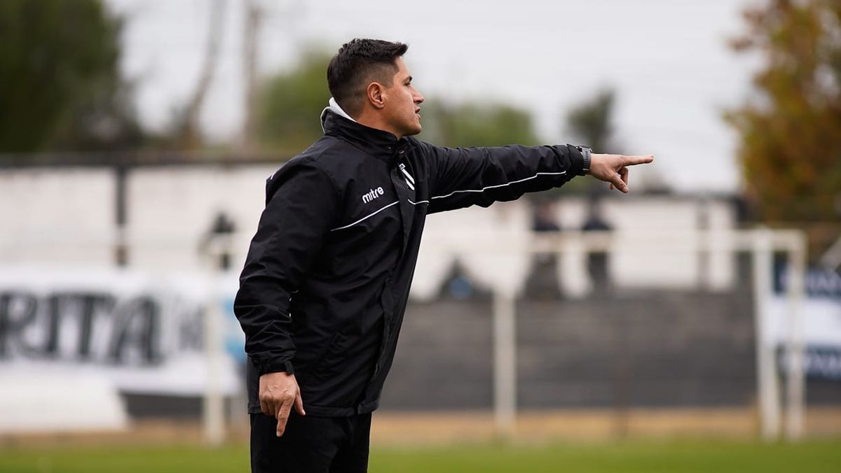 Ezequiel Mdrán ha tenido un arranque muy bueno en Gimnasia y Esgrima como entrenador.