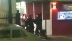 Violenta pelea en la puerta de un boliche