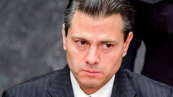 El presidente de México prometió seguir con la pesquisa de los 43 estudiantes desaparecidos