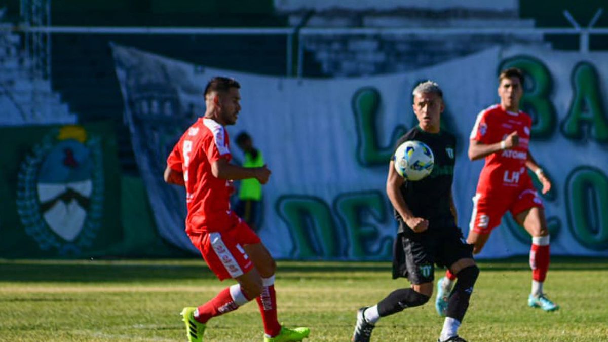 Huracán Las Heras igualó ante Estudiantes y sigue invicto.