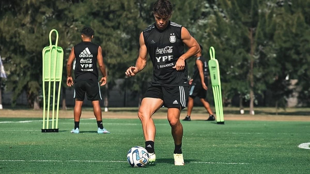 Agustín Giay sufrió un esguince en el tobillo.