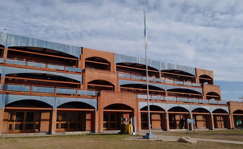 Profesores universitarios harán un paro por tiempo indeterminado tras el receso invernal