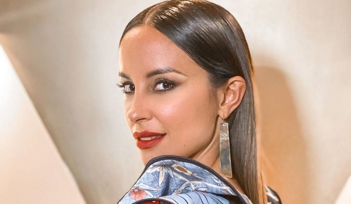 Lourdes Sánchez ¡casi muestra de más! con look super fresco