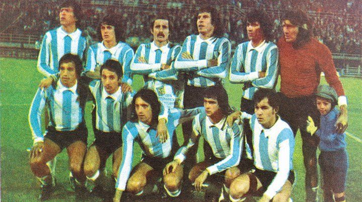 Bochini con el 10 de la Selección