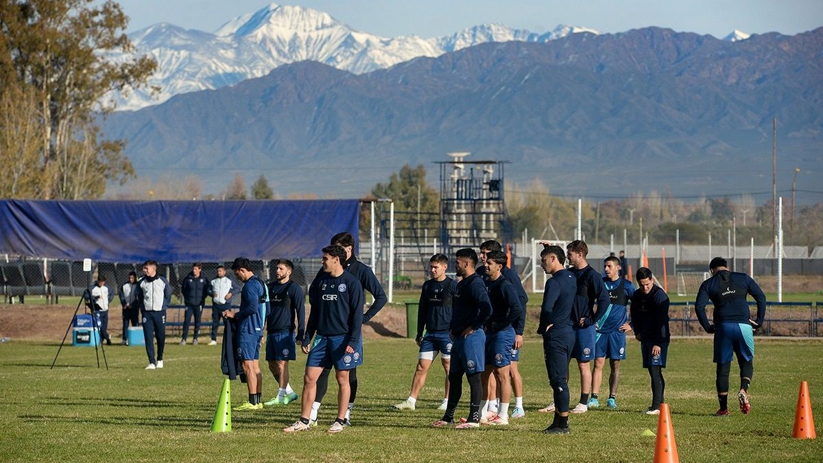 Independiente Rivadavia se instaló en Córdoba para continuar con la pretemporada. Independiente Rivadavia se instaló en Córdoba para continuar con la pretemporada.