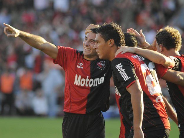 Newells buscará ante Arsenal un triunfo que lo lleve a la cima