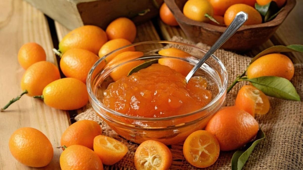 Los quinotos son una fruta de temporada perfecta para elaborar recetas de conservas, como esta mermelada. Foto: iStock. Los quinotos son una fruta de temporada perfecta para elaborar recetas de conservas, como esta mermelada. Foto: iStock.