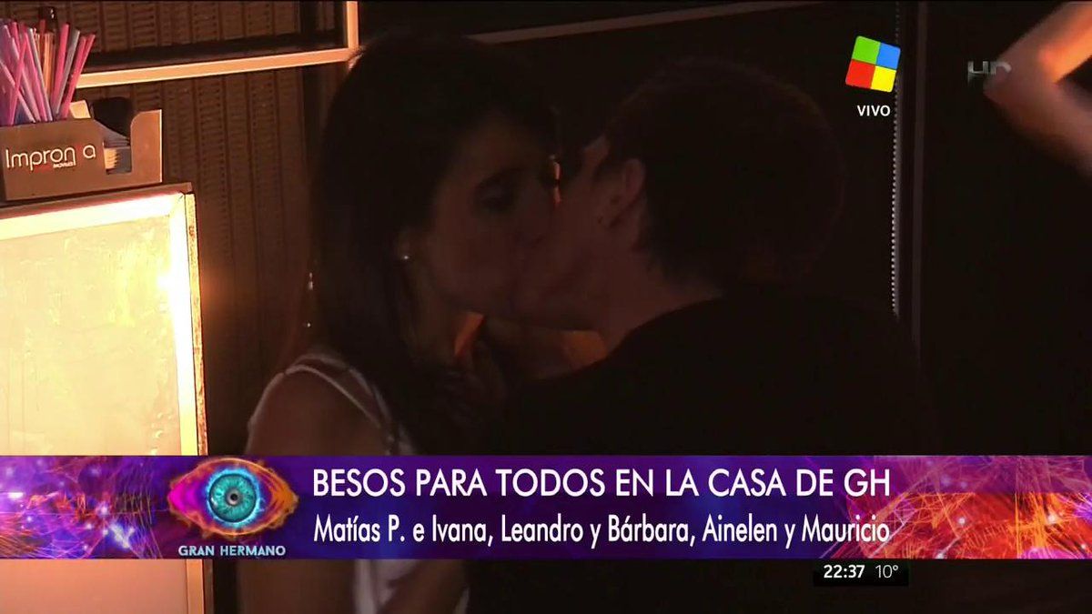 Otra noche caliente y de besos apasionados en Gran Hermano