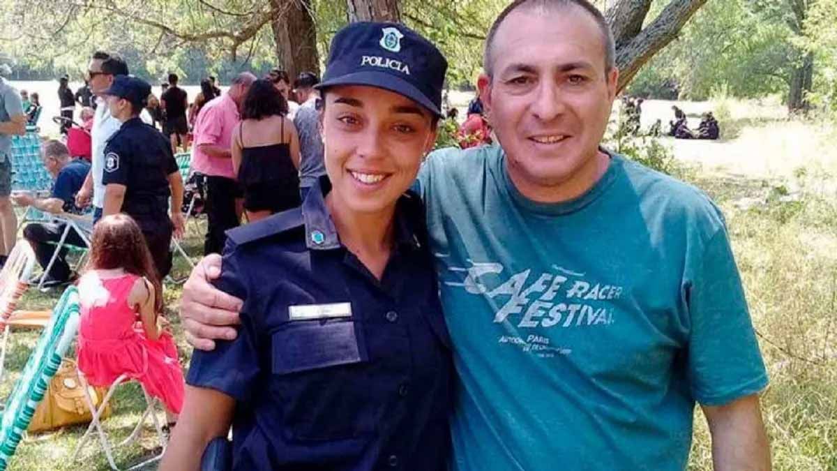 Murió la policía que se disparó tras la difusión de sus videos íntimos
