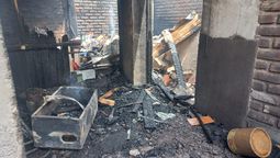 Destrozos totales en la vivienda del matrimonio Acosta, en Las Heras. Gentileza.