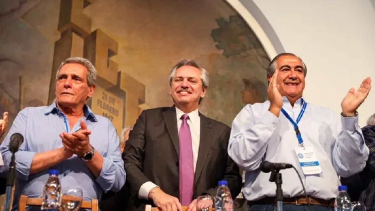 La CGT acompaña a Fernandez en la lista.