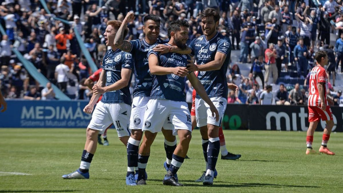 Independiente Rivadavia quiere seguir de racha ante Barracas