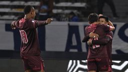 Lanús goleo a Talleres.