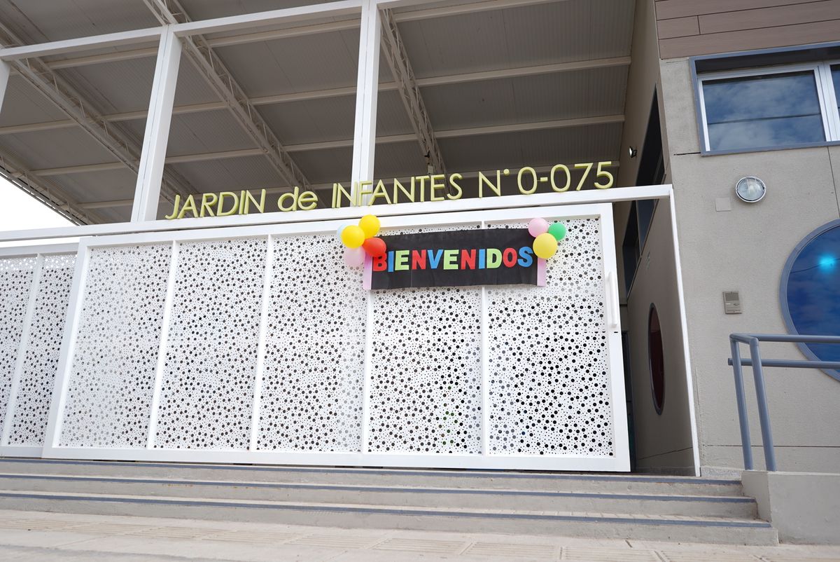 El jardín de infantes 0-075 de San Martín les dio la bienvenida a los alumnos El jardín de infantes 0-075 de San Martín les dio la bienvenida a los alumnos