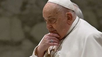 De qué murió el papa Francisco y cómo fue el momento en que lo hallaron sin vida