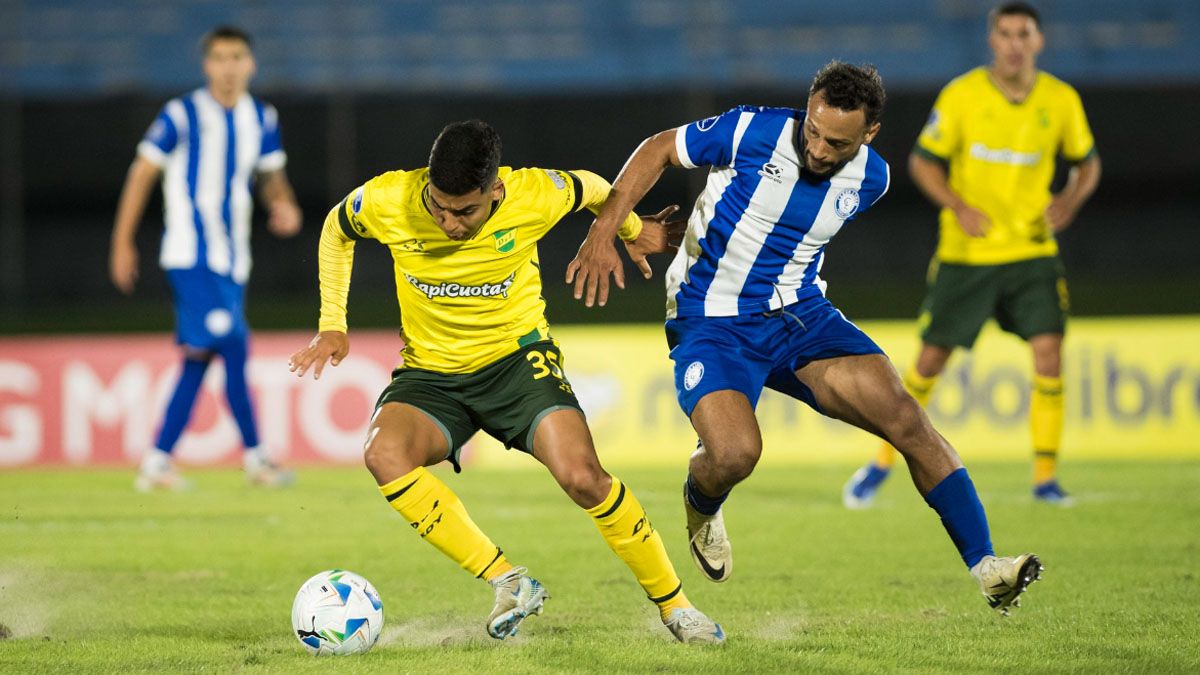 Defensa empató en Uruguay.