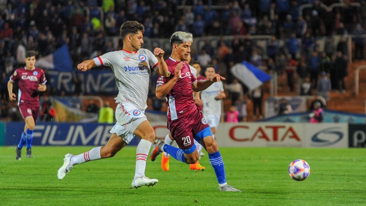 El Tomba aseguró la permanencia pero sigue en una racha negativa de juego y resultados