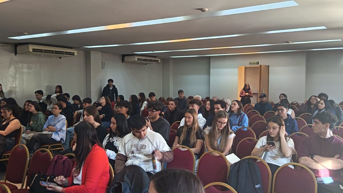Los temas abordados, entre otros, fueron Derecho Internacional Humanitario y la participación de Argentina.