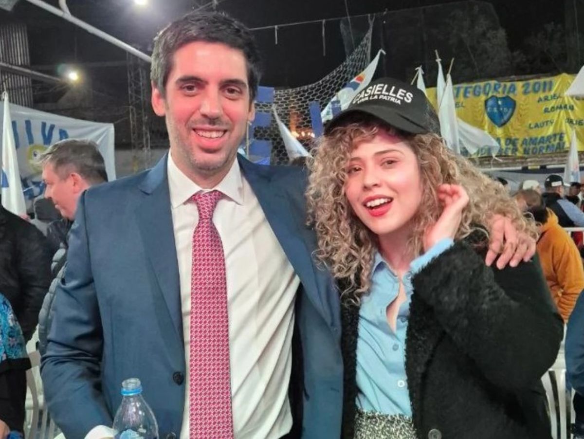 El diputado provincial Casielles con Lourdes Arrieta. El diputado provincial Casielles con Lourdes Arrieta.