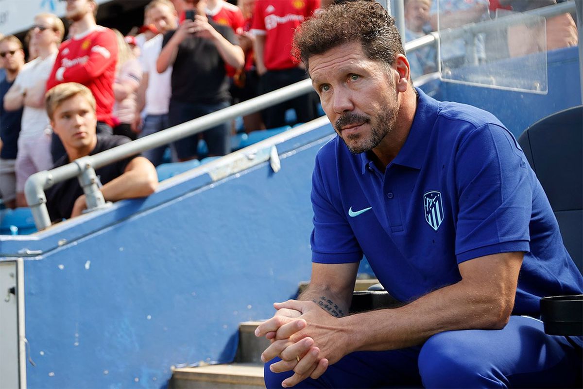 Diego Simeone, DT del Atlético de Madrid, no comparte algunas actitudes que ha tenido Rodrigo De Paul.
