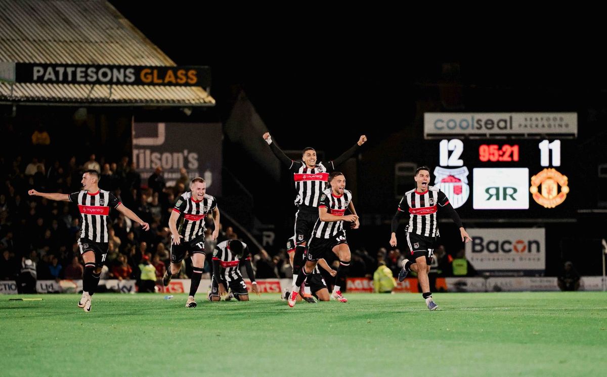 Grimsby Town elimin&oacute; al Manchester United tras una marat&oacute;nica definici&oacute;n por penales.