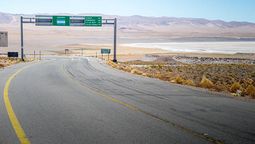 Esta frontera es la más importante del continente. Esta frontera es la más importante del continente.