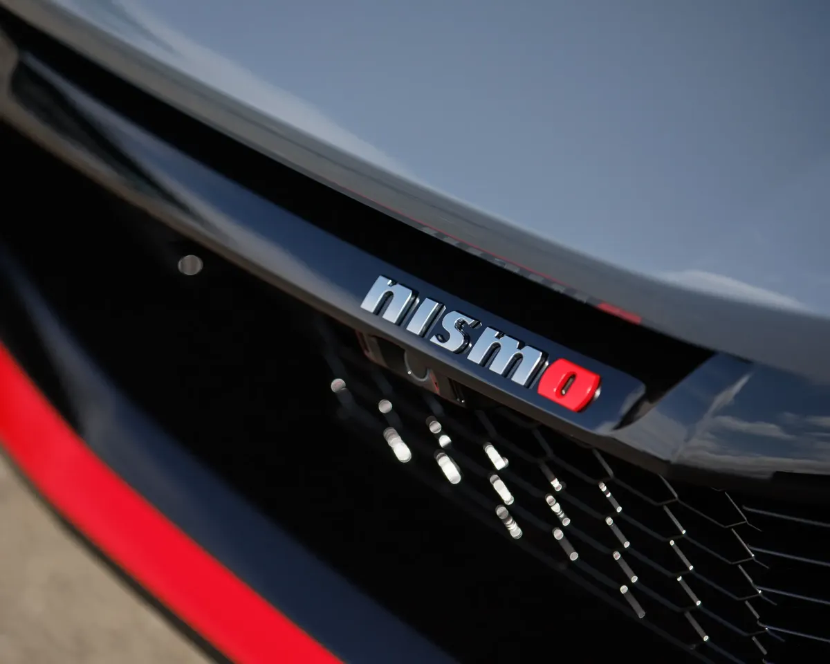 Nissan no se guarda nada cuando se trata de complacer a sus fanáticos.