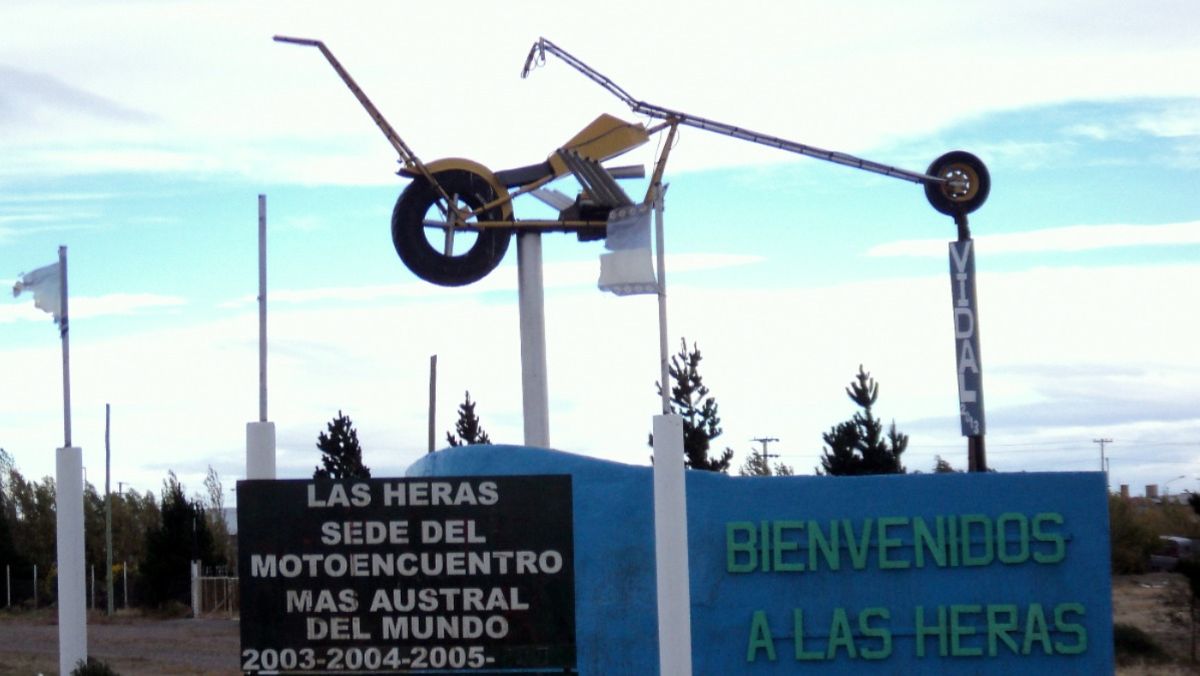 La entrada a la localidad santacruceña de Las Heras.