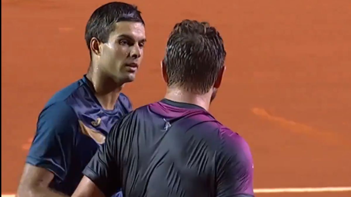 Poco menos de dos horas de juego le sirvieron a Facundo Díaz Acosta para ganarle 7-5, 6-4 a Stanislas Wawrinka. Poco menos de dos horas de juego le sirvieron a Facundo Díaz Acosta para ganarle 7-5, 6-4 a Stanislas Wawrinka.