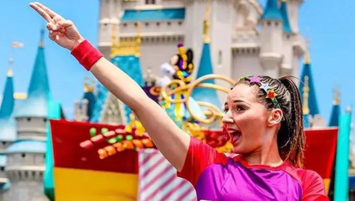 Cuál es el gesto prohibido para los personajes de Disney en los parques temáticos Cuál es el gesto prohibido para los personajes de Disney en los parques temáticos