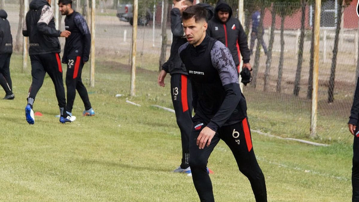 Imanol González, el buen defensor del Deportivo Maipú.
