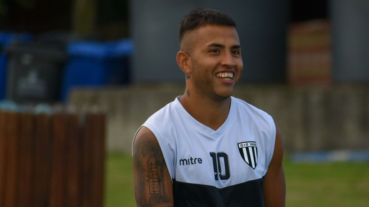 Brian Andrada está contento tras el triunfo ante San Telmo en el Víctor Legrotaglie.