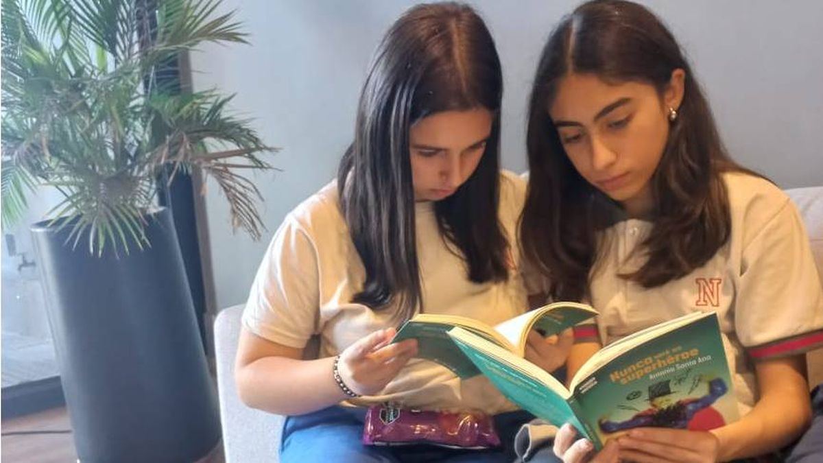 El modelo se basa en un espacio de co-aprendizaje, es decir, donde los chicos trabajan de manera conjunta por mesas, dijo la directora. El modelo se basa en un espacio de co-aprendizaje, es decir, donde los chicos trabajan de manera conjunta por mesas, dijo la directora.