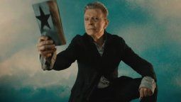 Bowie se hace postumamente con los primeros Grammy de su carrera